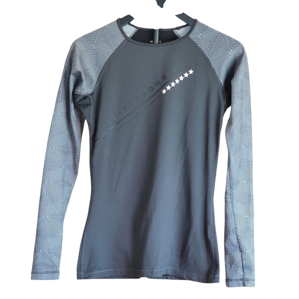 Nike Pro Women Livestrong Thermal Shirt Size Small Top Base Layer Running